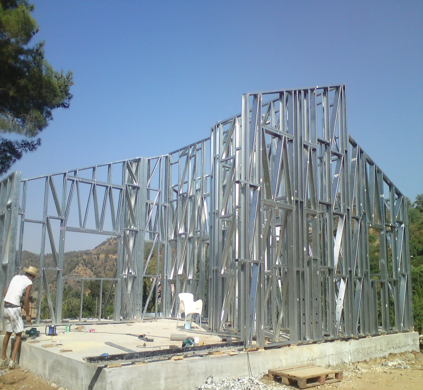 בית בקקופטריה, finished exterior