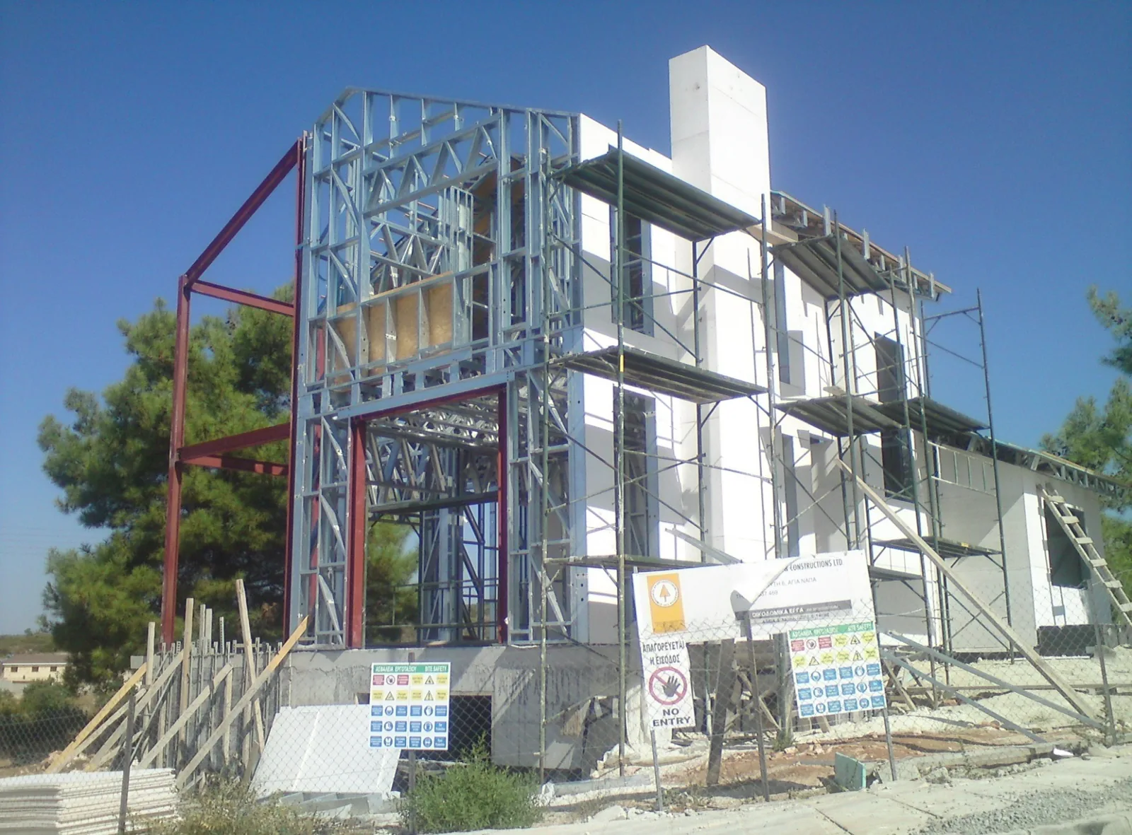 בית מגורים בסוני — שלד פלדה